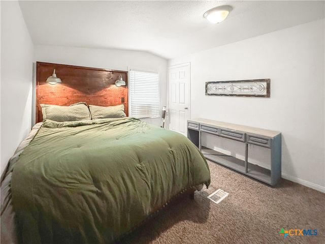 823 Trail Crest Drive, Canyon Lake, TX 78133