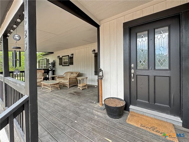 823 Trail Crest Drive, Canyon Lake, TX 78133