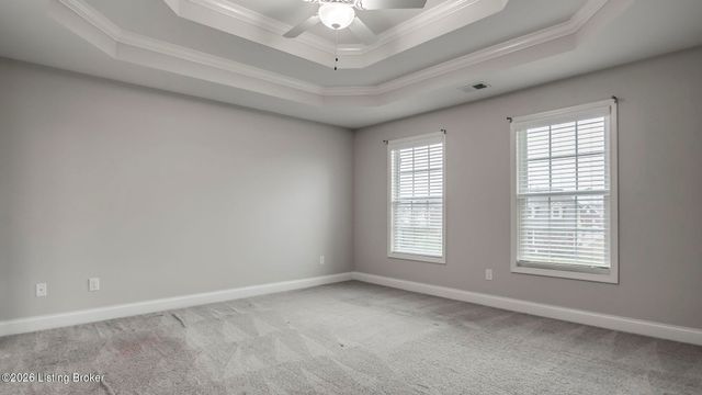 204 Chestnut Grove Ct, Louisville, KY 40023