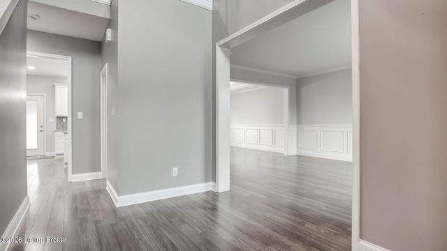 204 Chestnut Grove Ct, Louisville, KY 40023