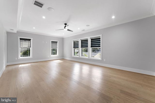 14700 CRANOKE ST, Centreville, VA 20120