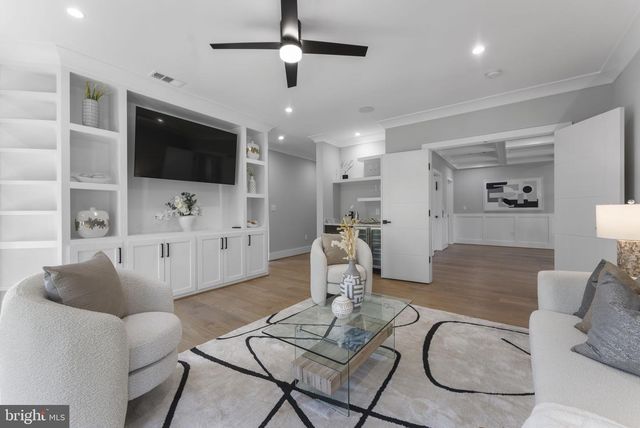 14700 CRANOKE ST, Centreville, VA 20120