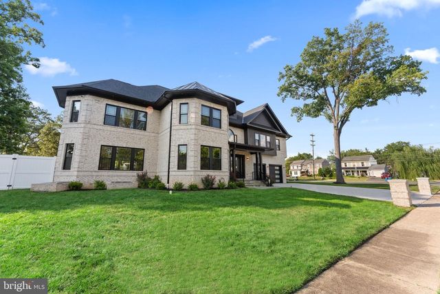 14700 CRANOKE ST, Centreville, VA 20120