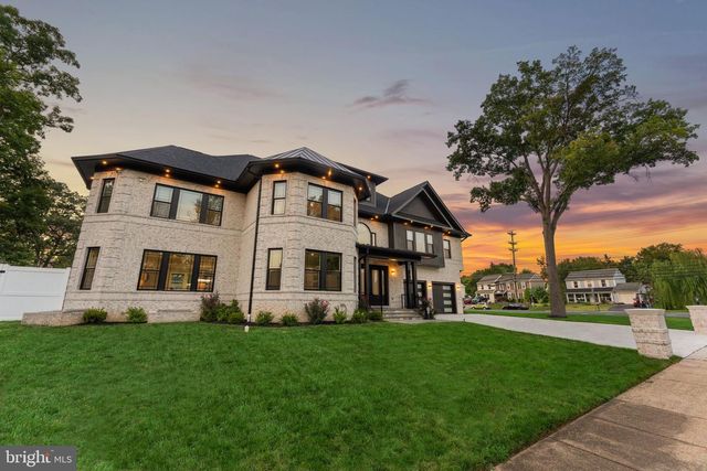 14700 CRANOKE ST, Centreville, VA 20120