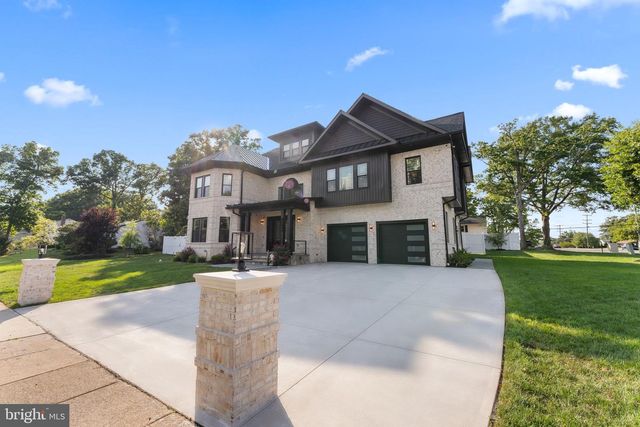 14700 CRANOKE ST, Centreville, VA 20120