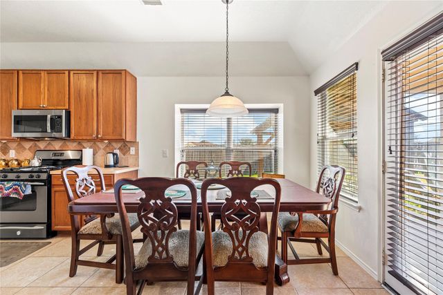 2355 Emory Knoll Drive, Fresno, TX 77545