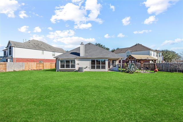 2355 Emory Knoll Drive, Fresno, TX 77545