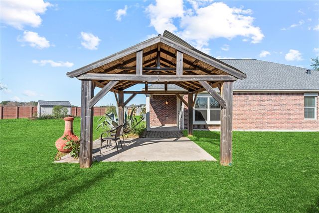 2355 Emory Knoll Drive, Fresno, TX 77545