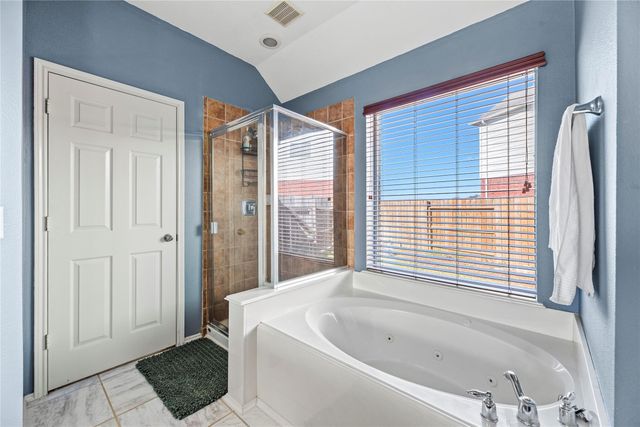 2355 Emory Knoll Drive, Fresno, TX 77545