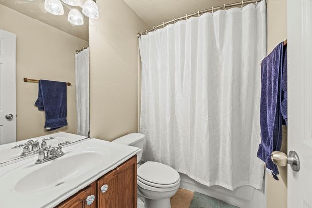 2355 Emory Knoll Drive, Fresno, TX 77545