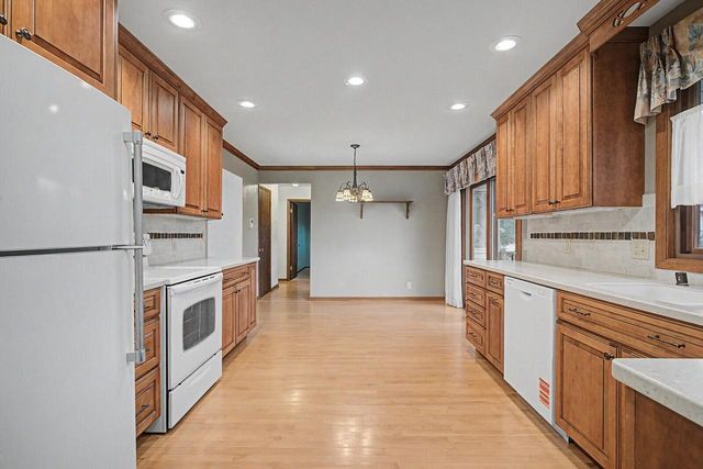 1578 Young DRIVE E, Onalaska, WI 54650