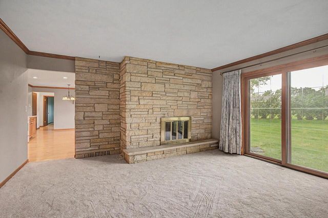 1578 Young DRIVE E, Onalaska, WI 54650