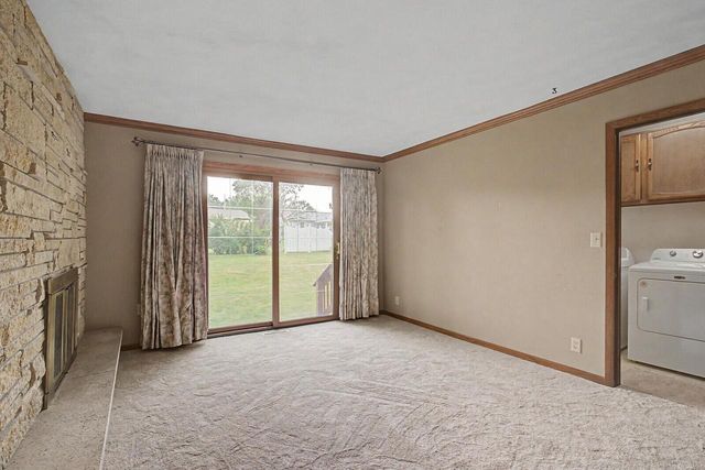 1578 Young DRIVE E, Onalaska, WI 54650