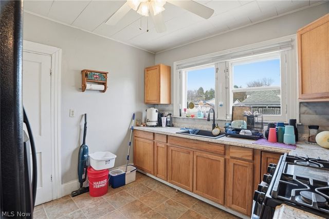 2318 Clement Avenue, Parkersburg, WV 26101