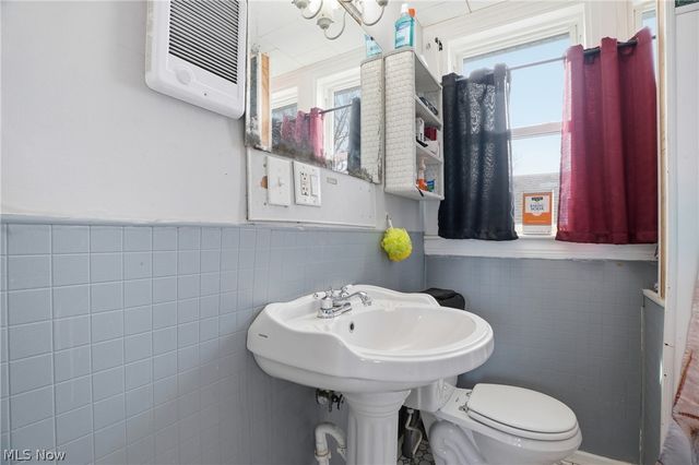 2318 Clement Avenue, Parkersburg, WV 26101