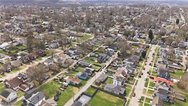 2318 Clement Avenue, Parkersburg, WV 26101