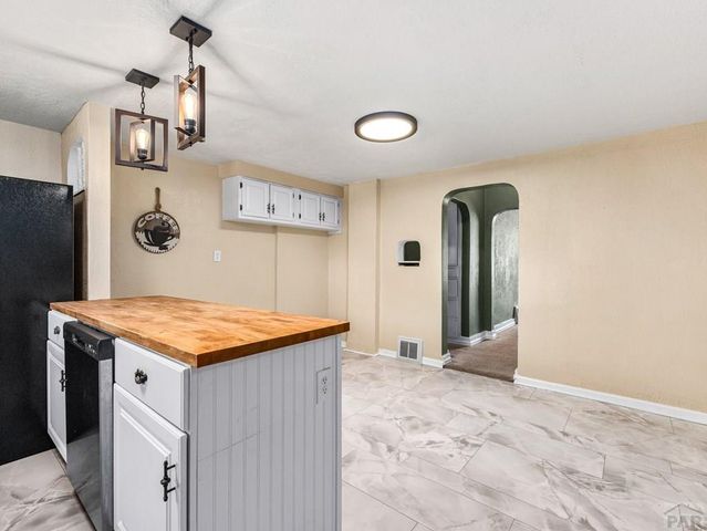 1621 E Orman Ave, Pueblo, CO 81004