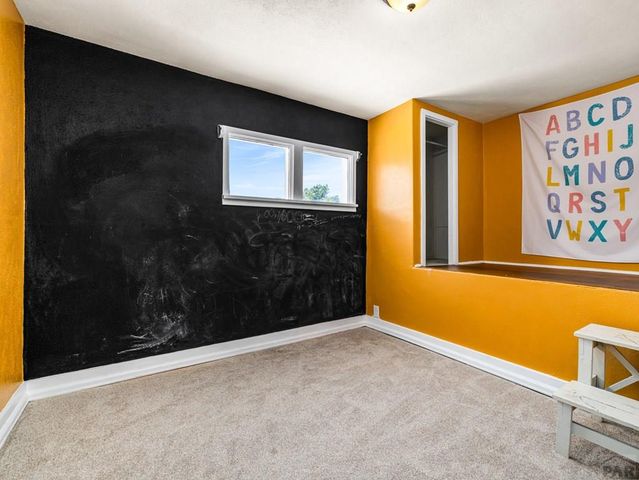 1621 E Orman Ave, Pueblo, CO 81004