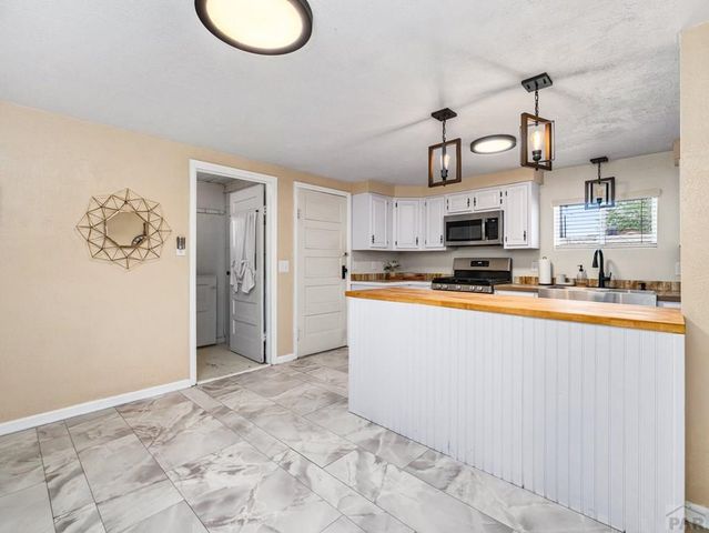 1621 E Orman Ave, Pueblo, CO 81004