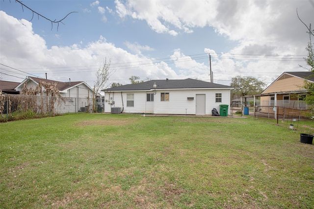 5535 Allendale Road, Houston, TX 77017