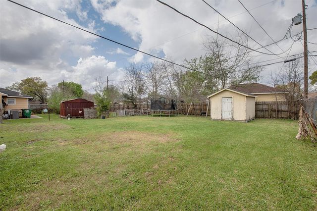 5535 Allendale Road, Houston, TX 77017