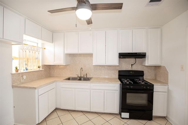 5535 Allendale Road, Houston, TX 77017