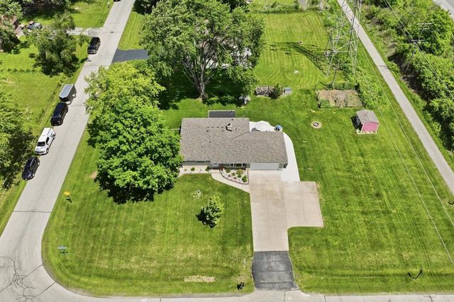 11610 W Sunnybrook ROAD, Franklin, WI 53132