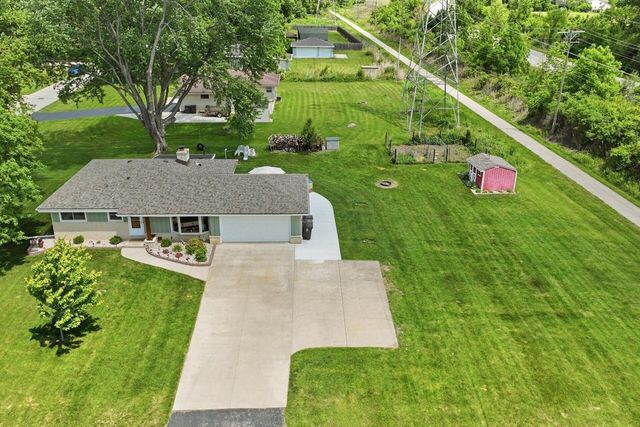 11610 W Sunnybrook ROAD, Franklin, WI 53132