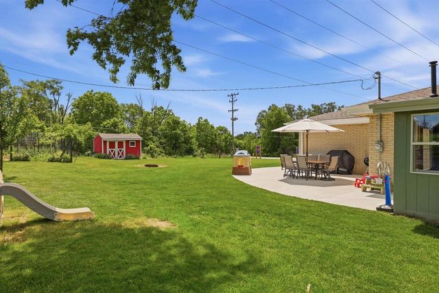 11610 W Sunnybrook ROAD, Franklin, WI 53132