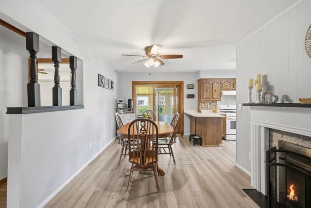 11610 W Sunnybrook ROAD, Franklin, WI 53132