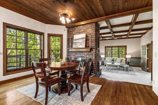 13620 Gurney Path, Apple Valley, MN 55124