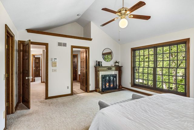 13620 Gurney Path, Apple Valley, MN 55124