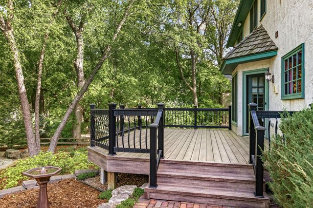 13620 Gurney Path, Apple Valley, MN 55124