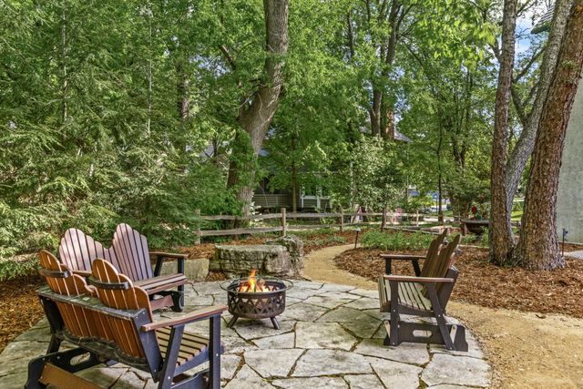 13620 Gurney Path, Apple Valley, MN 55124