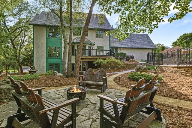 13620 Gurney Path, Apple Valley, MN 55124