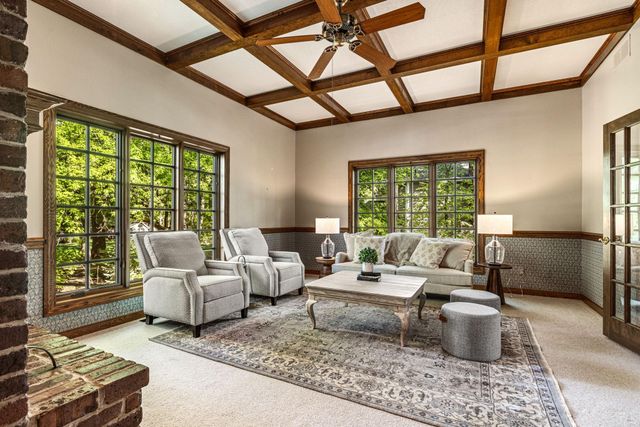 13620 Gurney Path, Apple Valley, MN 55124