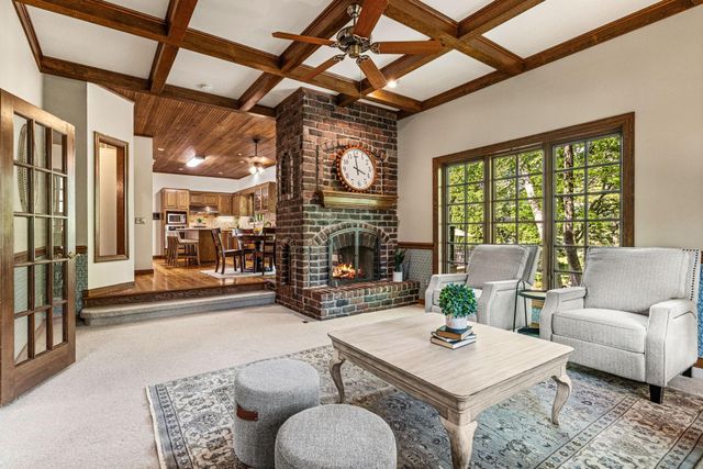 13620 Gurney Path, Apple Valley, MN 55124