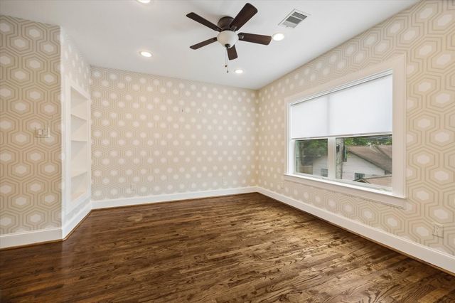 4517 Rose Street, Houston, TX 77007