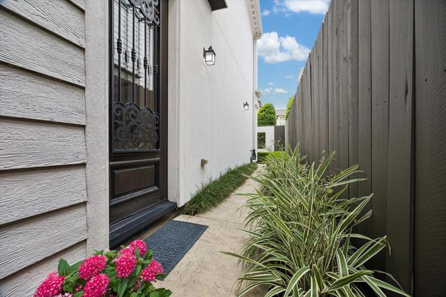 4517 Rose Street, Houston, TX 77007