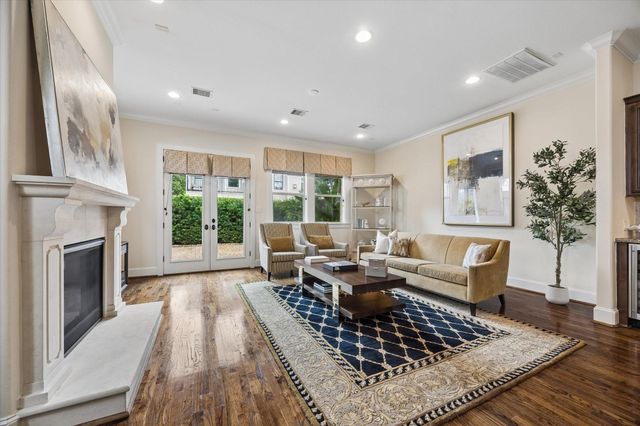 4517 Rose Street, Houston, TX 77007