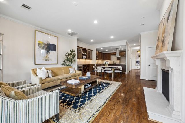 4517 Rose Street, Houston, TX 77007
