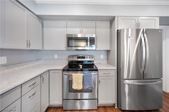 7161 Windmill Lane, Mentor, OH 44060