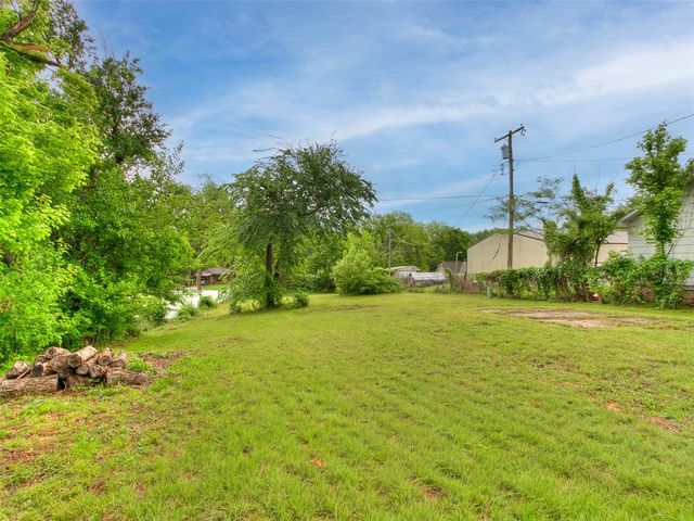 925 N Park Avenue, Shawnee, OK 74801