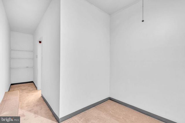 19 SUMMIT CT, Marlton, NJ 08053