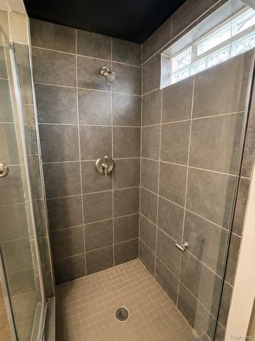 20924 Bon Brae Street, St. Clair Shores, MI 48081