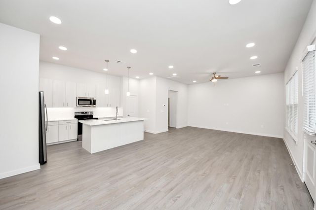 7411 Leighton Meadow Lane, Richmond, TX 77407