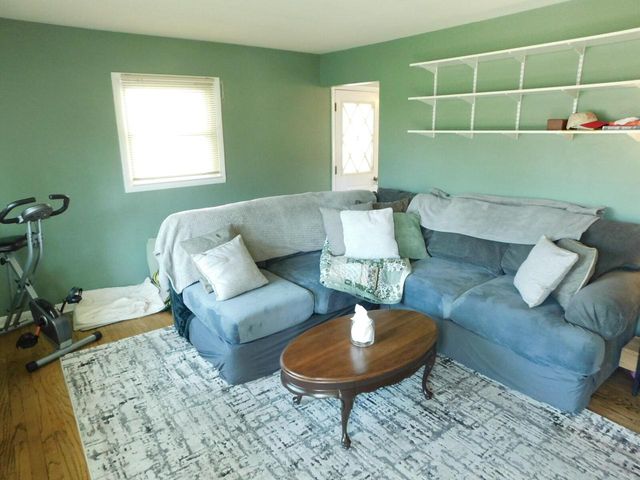 1531 Birch DRIVE, Waukesha, WI 53188