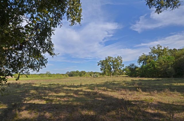 2352 Airport Road, Brenham, TX 77833