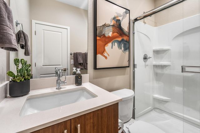 6112 S 47th Lane, Phoenix, AZ 85339