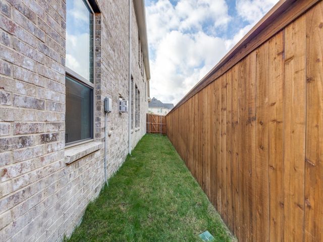 2413 Latimer Mews, Celina, TX 75009